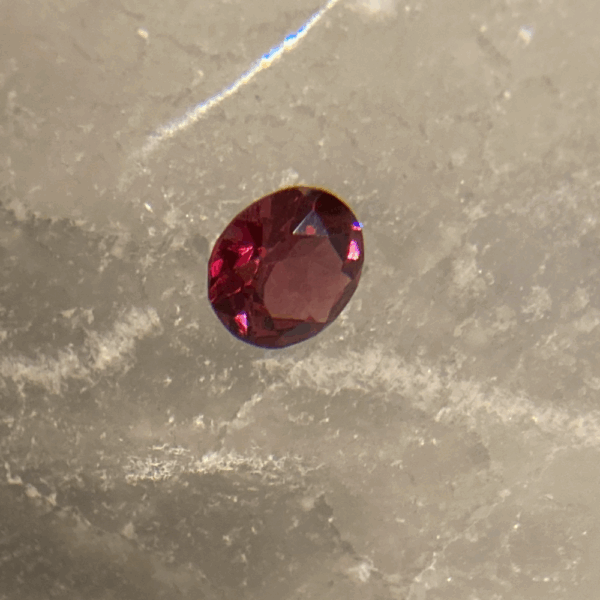 天然石 ロードライトガーネット ルース 1.131ct