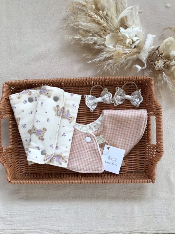 韓国生地/ Gift Box/スタイ/よだれカバー/ヘアゴム