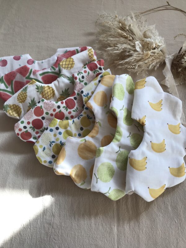 送料込み/もくもくスタイ/フルーツ柄/Wガーゼ生地