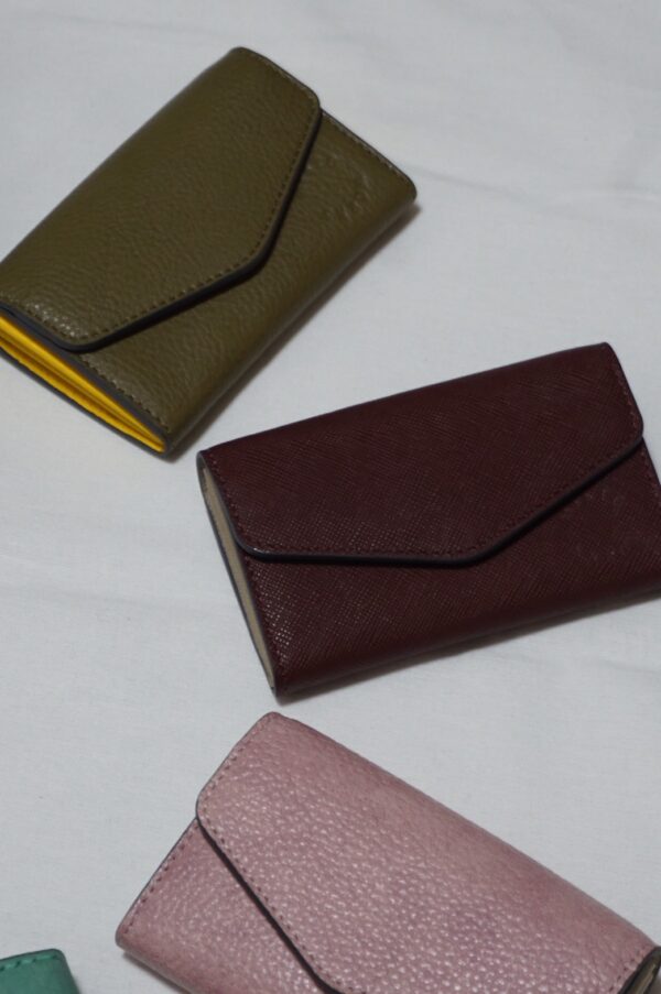 【イヤスタ限定】3人の革職人がお届け！個性が光る名刺入れ《國島シリーズ》