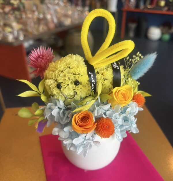 【イヤスタ限定】ミツバチプリザーブドフラワー